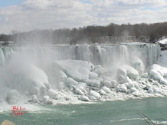 Niagara Falls  (1)